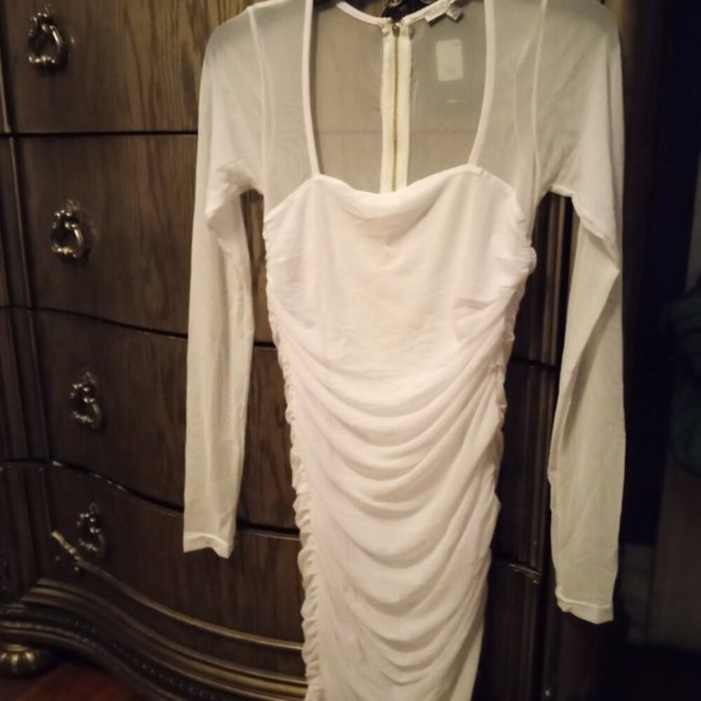 IT'S EASTER, GRADUATION & GRADUATION PICTURES, LUNCHEON, PROM & WEDDING SEASON